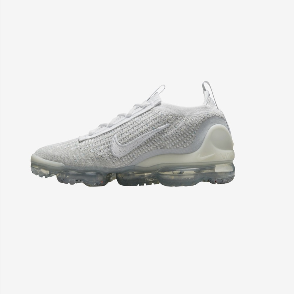 Nike Vapormax Flyknit 2021 Women’s Size 9.5 NWOT